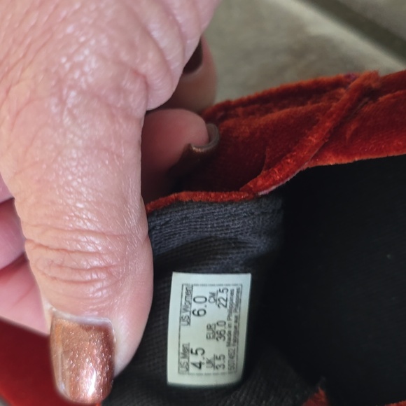 Vans Red Loafers Sz Us Women 6 Mens 4.5 - Picture 5 of 6